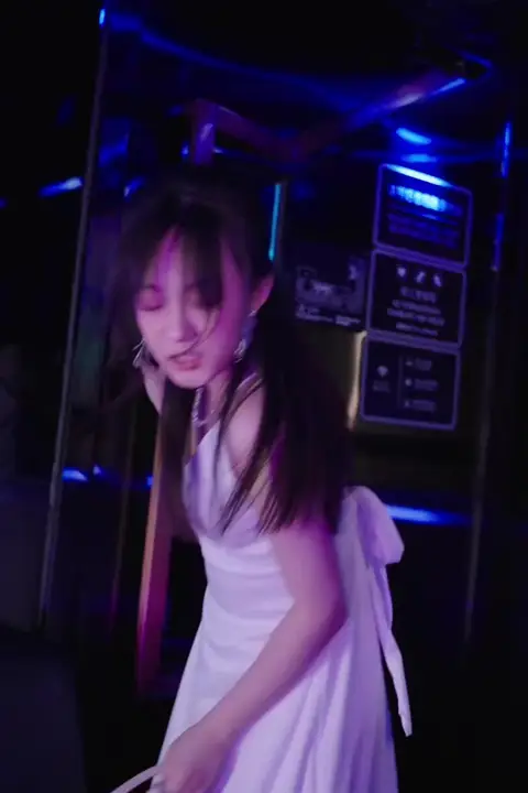 《神秘爹地是大佬》封面