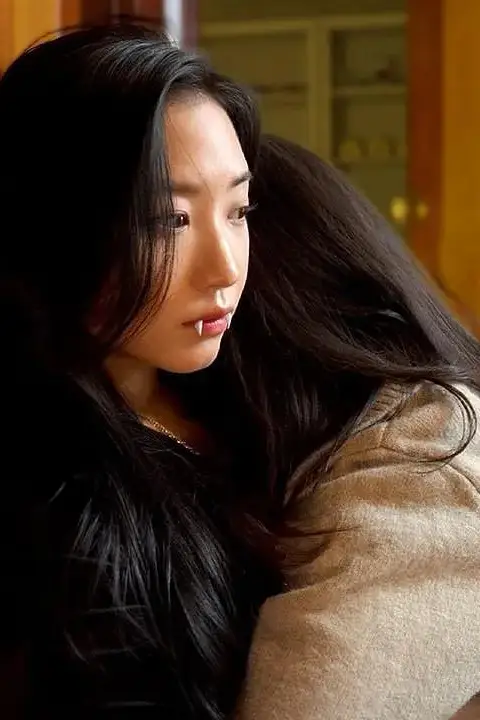 《路边捡到的吸血鬼》封面