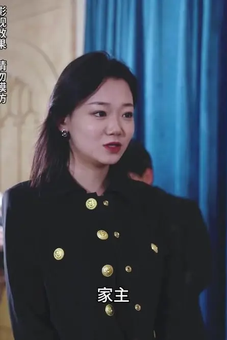 《爱上冰山女总裁》封面