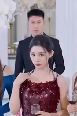《六年后她带双宝虐翻前夫》封面