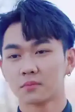《狂啸》封面