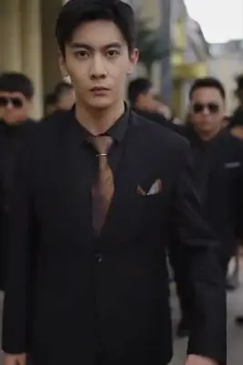 《蚀骨囚婚弃妻出逃》封面
