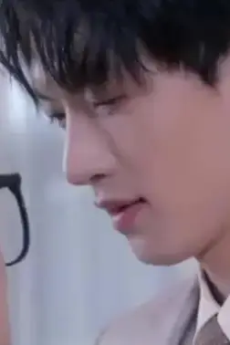 《顾少的替嫁小娇妻》封面