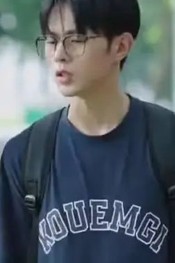 《被女大学生诬陷偷拍,我的国士身份曝光了》封面