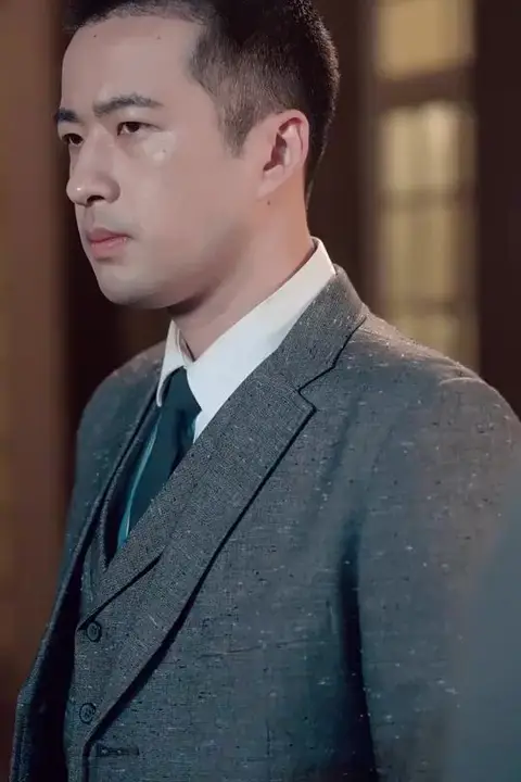 《绝爱倾城》封面