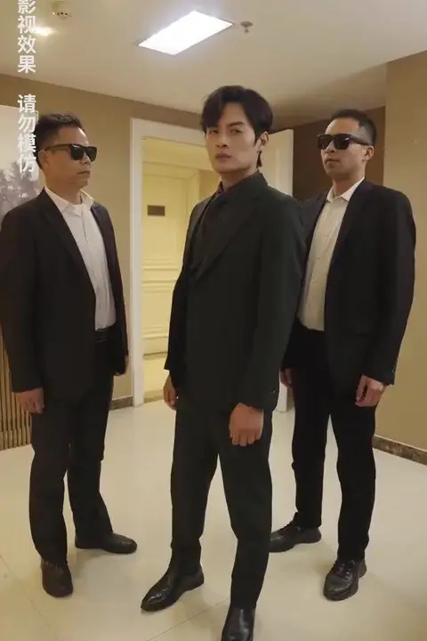 《我的万人迷总裁老婆》封面