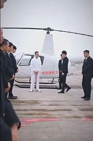 《惹不起的她》封面