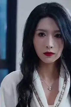 《谎言的背后》封面