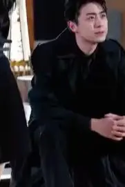 《隐龙至尊》封面