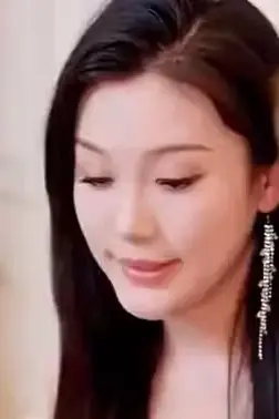 《萌宝助攻妈咪别想逃》封面