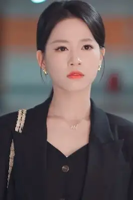 《闪婚后我和老公都不装了》封面