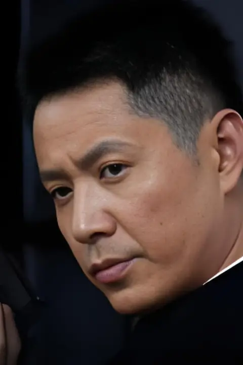 《反击》封面