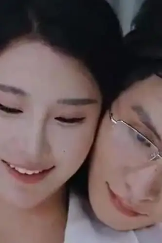 《闪婚后,谢太太被宠上天》封面