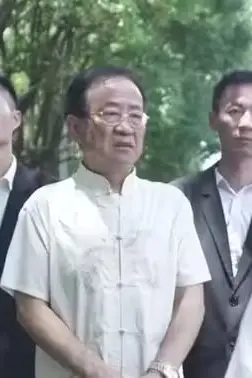 《退婚后，我闪婚了财阀大佬》封面