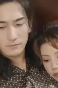 《战神的美女老婆》封面