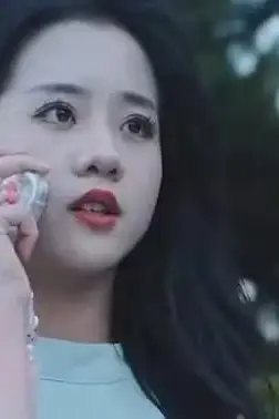 《先婚后爱，神秘老公宠翻天》封面