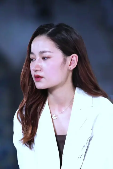 《活色生香》封面
