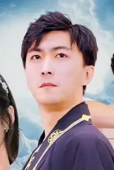 《八荒》封面