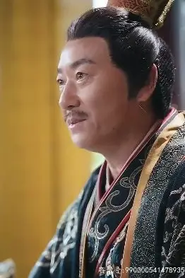 《开局被退婚我是皇帝我摊牌了》封面
