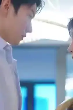 《闪婚后我竟跃升成女总裁》封面
