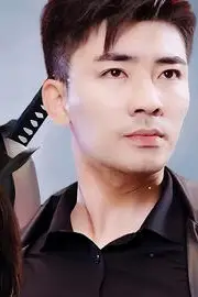 《万疆》封面