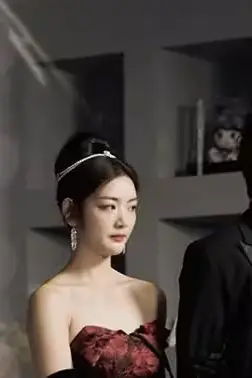《与影帝隐婚后,我爆红了》封面