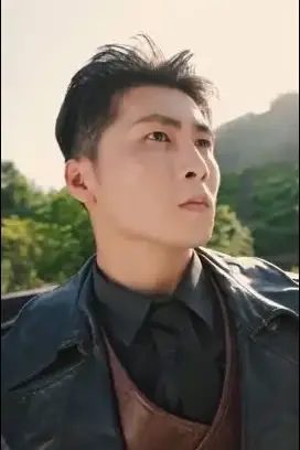 《至尊天龙》封面