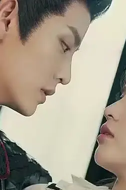 《一眼万年绝美老公宠上天》封面