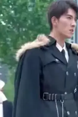 《护国天王》封面