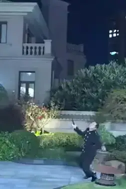 《绝世天骄》封面