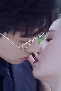 《总裁小叔的心尖宠》封面