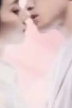 《明明动了心》封面