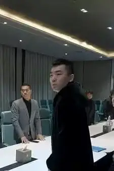 《狂飙风暴》封面