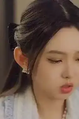 《总裁夫人她不装了》封面
