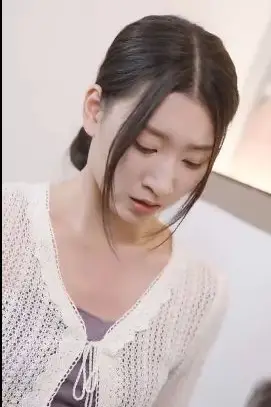 《弃妇归来！千亿前妻狂虐渣夫》封面
