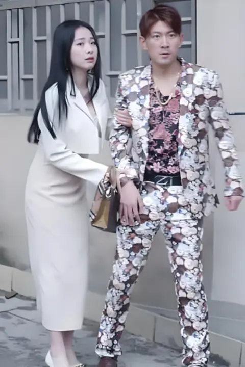 《温柔的诱惑第四版（销魂蚀骨）（粉葡萄的诱惑）》封面