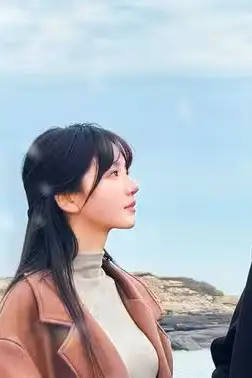 《谎言背后》封面